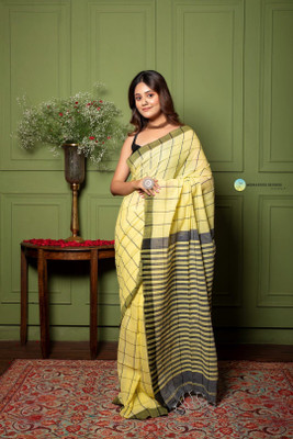 ARDHANGINI DESIGNS Checkered Handloom Pure Cotton Saree(Yellow)