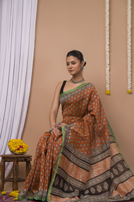 Taavi Blocked Printed Chanderi Cotton Blend Saree(Orange)