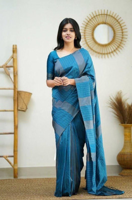 AMRUTKALA SAREES Woven Banarasi Silk Blend Saree(Light Blue)