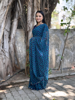 S.R.TEXTILES Self Design Bollywood Georgette Saree(Multicolor)