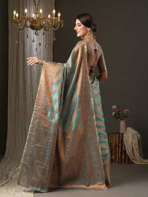 Divastri Digital Print Tant Silk Blend Saree(Light Green)