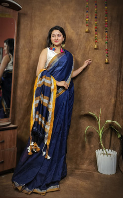 BDF Bikash Dutta Fashion Self Design Handloom Cotton Blend Saree(Brown)