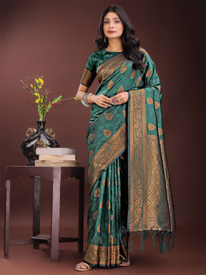 Tasrika Woven Banarasi Silk Blend Saree(Green)