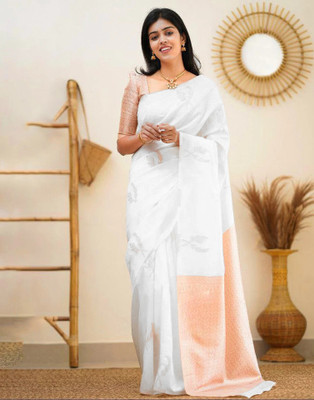 Samah Woven, Embellished, Self Design Kasavu Silk Blend Saree(White, Gold)