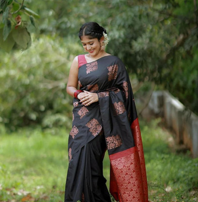 Khodal Zari Work Woven Kanjivaram Pure Silk Saree(Black)