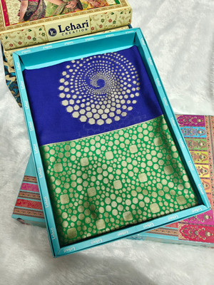 vasthralaya Printed Daily Wear Silk Blend Saree(Dark Blue, Green)