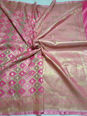 Tuba textiles Self Design Banarasi Pure Silk Saree(Multicolor)