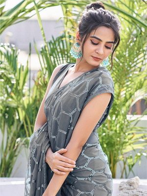 Divastri Embellished Bollywood Georgette Saree(Grey)