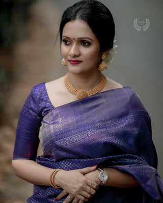 VSK Embroidered Assam Silk Art Silk Saree(Blue)