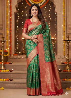SHOOBHA Applique, Floral Print Banarasi Silk Blend Saree(Dark Green, Red)