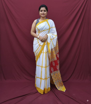 Reet Designer Printed Daily Wear Cotton Blend Saree(Multicolor)
