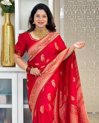 ARISHTA Woven, Self Design Banarasi Art Silk Saree(Red)