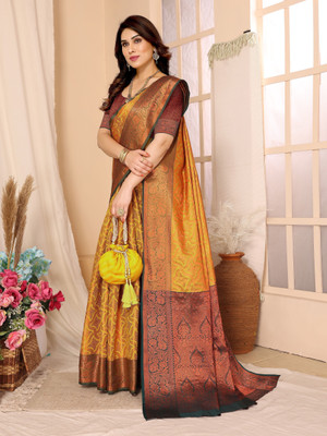 Soor Panchi Woven Banarasi Pure Silk Saree(Yellow)