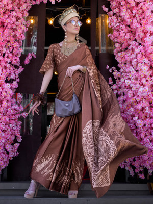 Divastri Printed Daily Wear Crepe Saree(Brown)