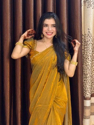 ANJAVI FASHION Solid/Plain Bollywood Jimmy choo Saree(Dark Green, Gold)