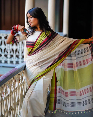 Bsc Woven Handloom Cotton Blend Saree(White)