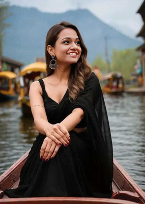 Divyam Solid/Plain Sambalpuri Chiffon, Silk Blend Saree(Black)