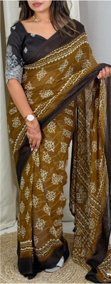 Tasrika Self Design Bollywood Georgette Saree(Brown)