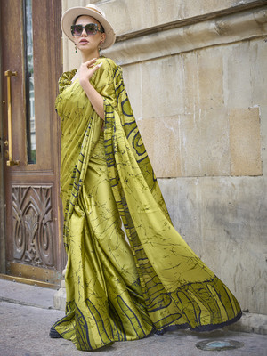 Divastri Digital Print Bollywood Crepe Saree(Green)