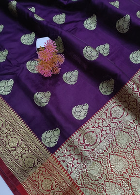 Aparana fashion Digital Print Banarasi Pure Silk Saree(Grey)