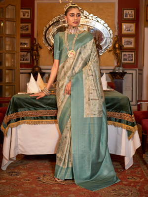 Tasrika Woven Kanjivaram Silk Blend Saree(Beige)