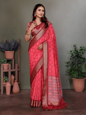 Elora Geometric Print Patola Silk Blend Saree(Multicolor)