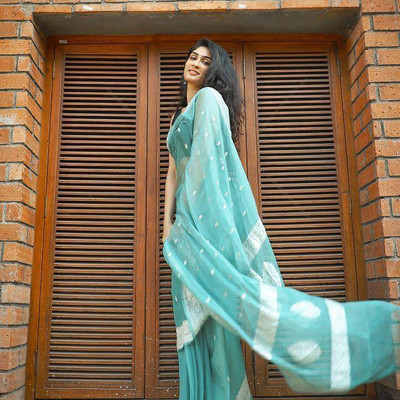HouseOfCommon Striped Banarasi Pure Silk Saree(Blue)