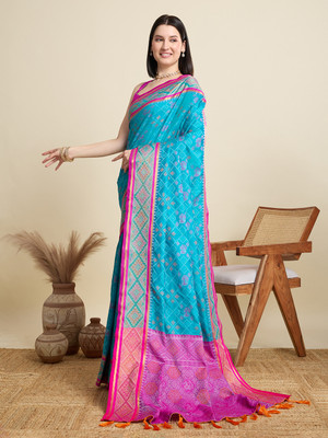 Yogik Creation Floral Print Banarasi Art Silk Saree(Blue)