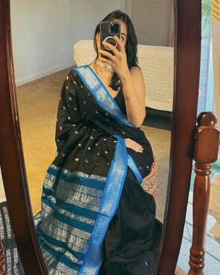 VR2ENTERPRISE Woven Banarasi Jacquard Saree(Black)