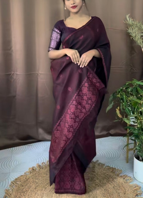 kamdar Woven Mekhela Chador Polyester, Silk Blend Saree(Purple)