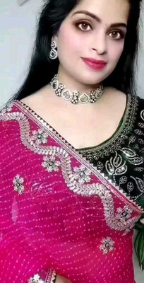 Clever Clothing Tie-Dye, Embellished, Embroidered, Floral Print Bandhani Georgette Saree(Pink)