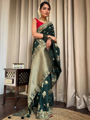 Dhruvil Impex Self Design Banarasi Silk Blend Saree(Green)