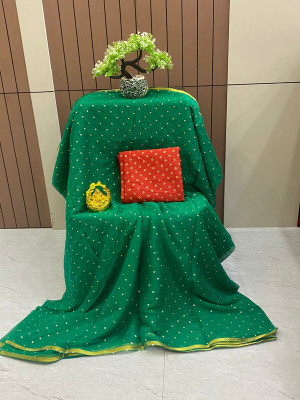 HouseOfCommon Embellished Bollywood Polyester Saree(Light Green)