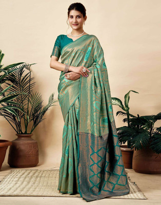 Falessa Woven Banarasi Silk Blend Saree(Green)