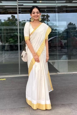 SuperLaxmi Solid/Plain, Striped Kasavu Cotton Blend Saree(White, Gold)