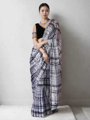 Tasrika Geometric Print Bollywood Silk Blend Saree(White, Black)