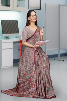 K 5 FASHION Digital Print Bollywood Crepe Saree(Multicolor)