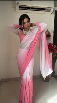 just kanha Printed, Dyed Daily Wear Georgette Saree(Pink, White)