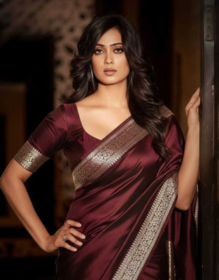 Tilfelle Solid/Plain, Woven Banarasi Satin Saree(Maroon)