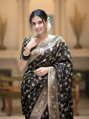 Parangi-A planet of style Woven Banarasi Cotton Silk Saree(Black)