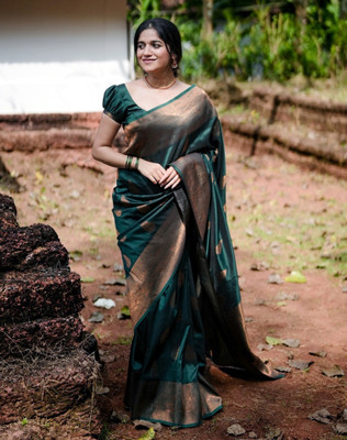 SIRIL Embroidered Kanjivaram Jacquard, Silk Blend Saree(Green, Gold)