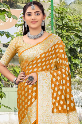 DHRUTI TEXTILES Dyed Banarasi Georgette Saree(Multicolor)