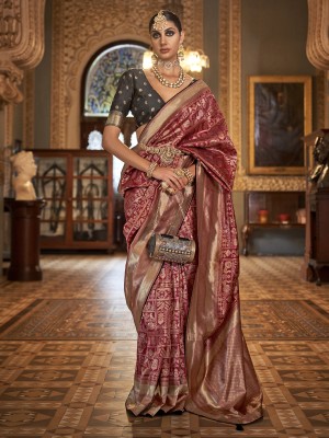 Sareemall Woven Banarasi Silk Blend Saree(Maroon)