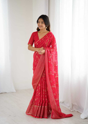 AVANTIKA FASHION Embellished Kanjivaram Pure Silk, Art Silk Saree(Pink)