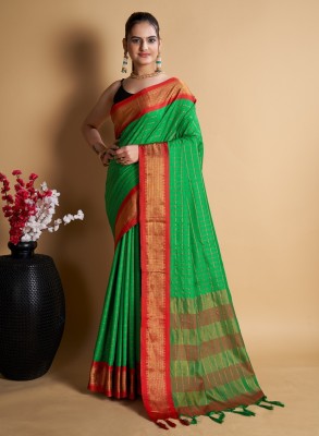 Verviza Woven, Embellished, Checkered Mysore Pure Silk Saree(Green)