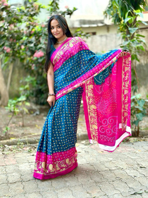 ZENFAB THREADS Animal Print Bandhani Crepe, Silk Blend Saree(Multicolor)
