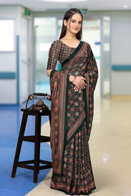 SAADHYA CREATION Embroidered, Solid/Plain Bollywood Crepe Saree(Green)