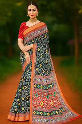 Sarkar Textiles Floral Print Patola Pure Silk Saree(Dark Blue)