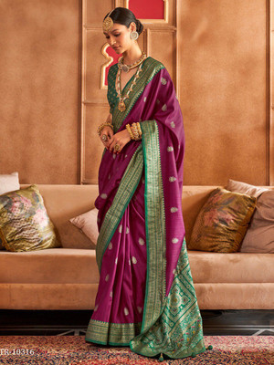 ANOUK Woven Patola Silk Blend Saree(Magenta)