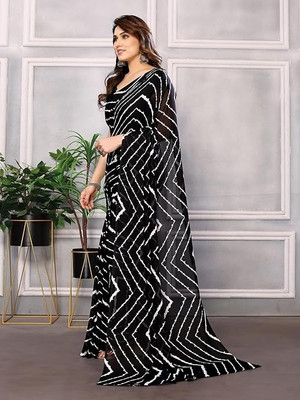 Suali Self Design Bollywood Georgette Saree(Black)